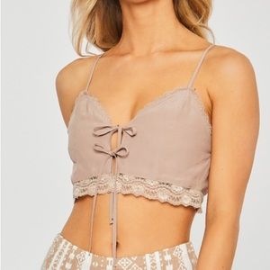 🌸Daydream🌸 Woven Lace Cami Crop Top